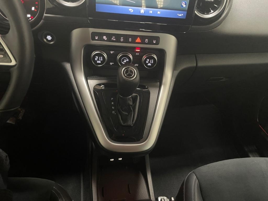 Mercedes-Benz T 180 d Progressive EDITION,AHK,Navi,LED,Kamera