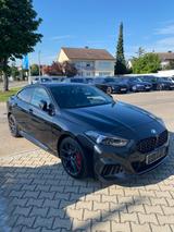 BMW M235i xDrive Gran Coupé, TOP Zustand - schwarze BMW M235