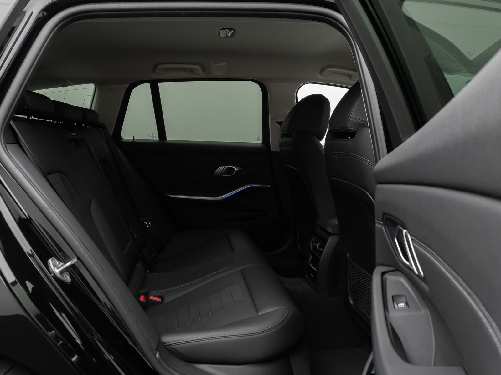Fahrzeugabbildung BMW 320d Sport Line Laser DAB CockPitPro PDC Komfort