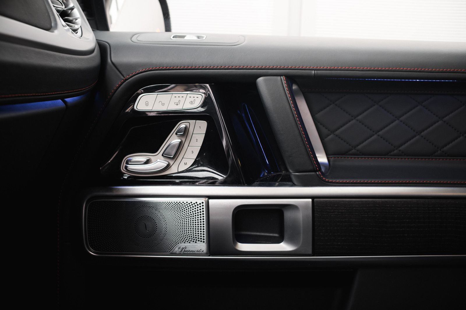 Fahrzeugabbildung Mercedes-Benz G 500-Burmester-Manufaktur-Leder-Night-Paket
