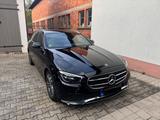 Mercedes-Benz E 200 T Autom. - - gebrauchte Mercedes-Benz E 200 aus dem Jahr 2022