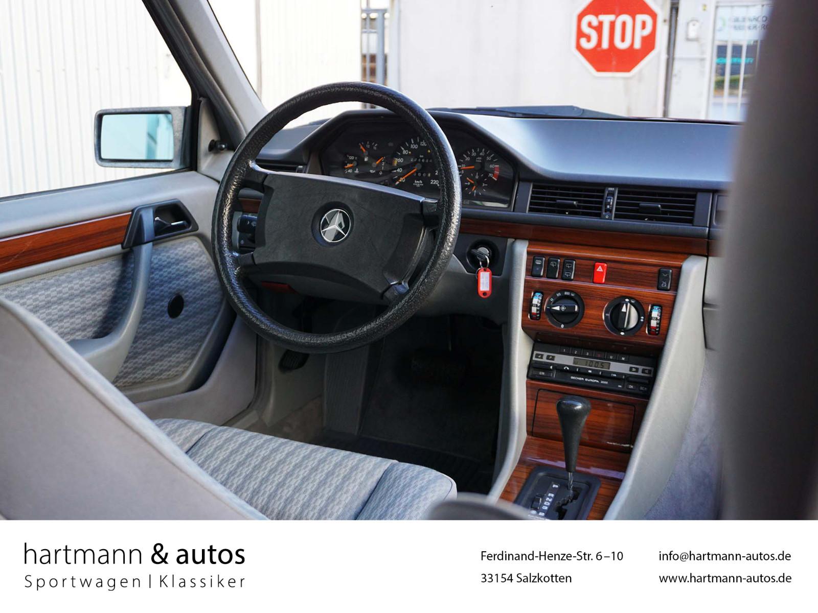 MERCEDES-BENZ 230 TE 32 ch BVA - 3ème MAIN - ROUGE BAROLOR - 271600 km