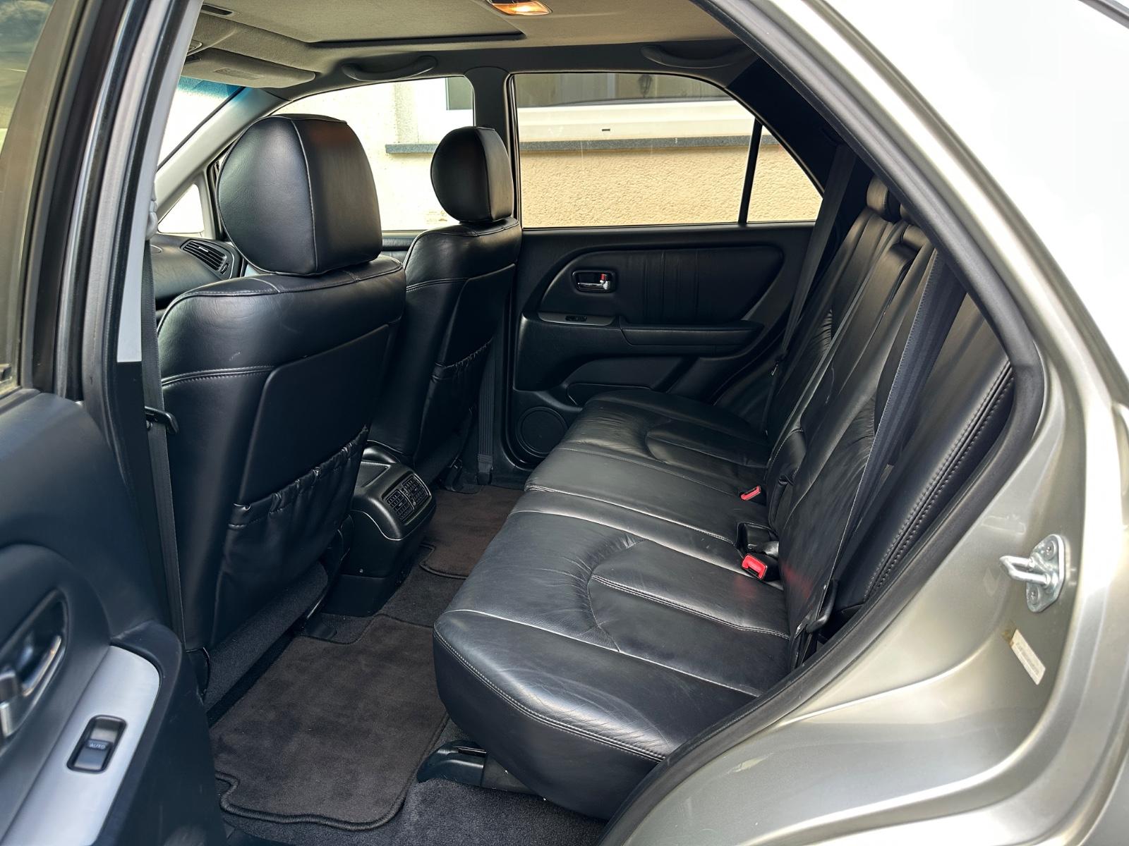 Lexus RX 300 3.0 201ch 4x4 - 2 ème main - Attelage - CT neuf - Toit ouvrant - Régulateur