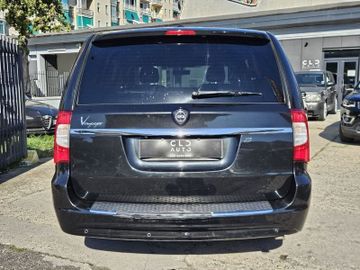 Lancia Voyager - 4