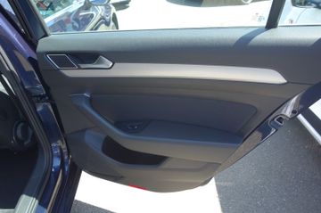 Volkswagen Passat Variant - 12