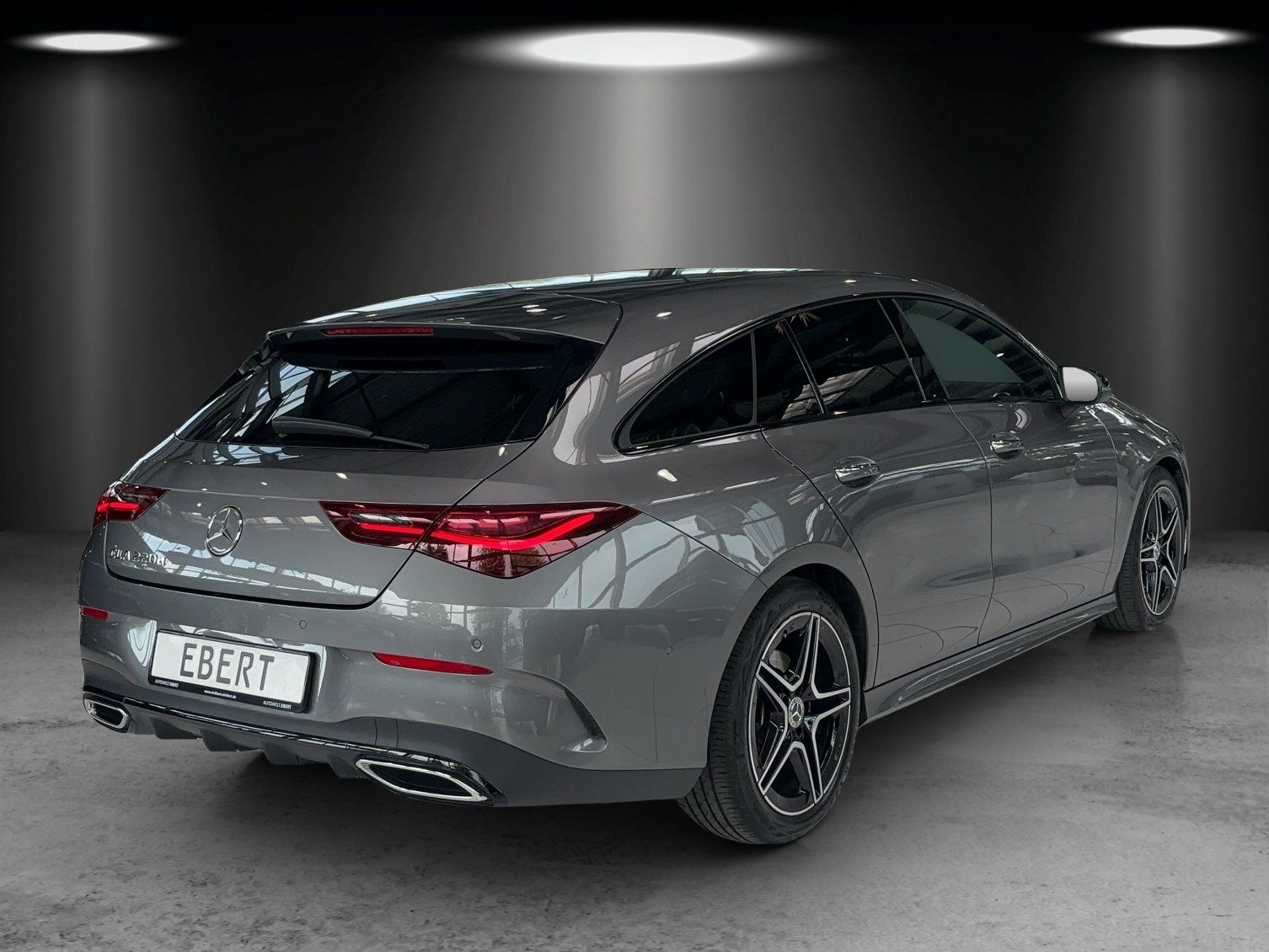 Fahrzeugabbildung Mercedes-Benz CLA 220d Shoot Brake AMG Burme DISTRO Night 18"