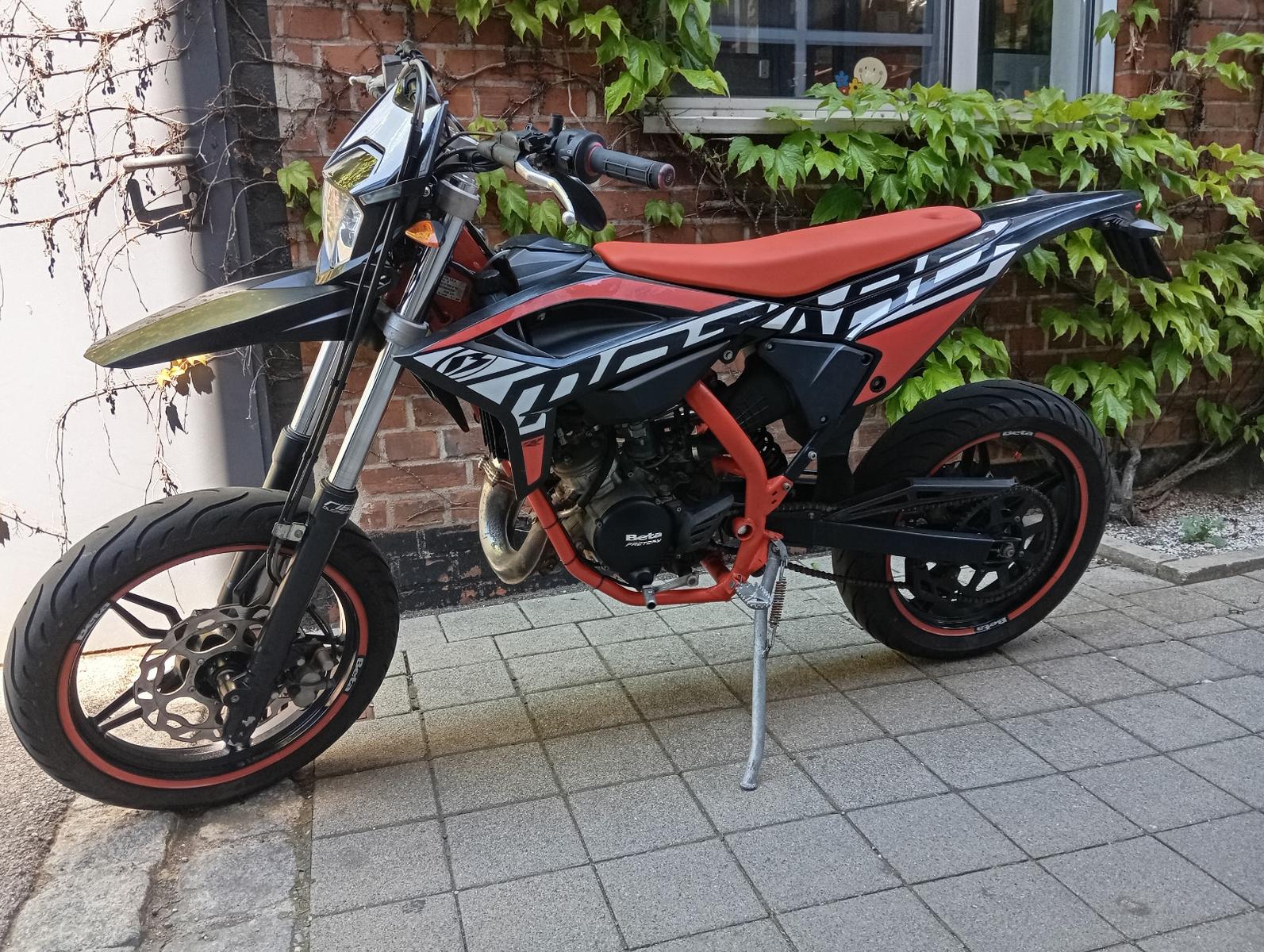 Beta RR50 SuperMoto Sport schwarz 23281km