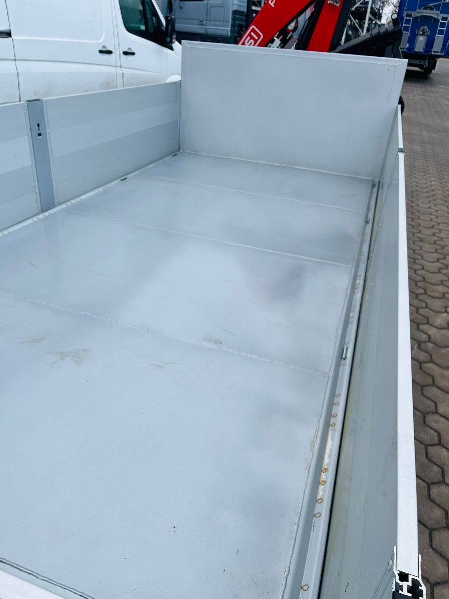 Fahrzeugabbildung Andere Container mit Fassi Kran, Krancontainer
