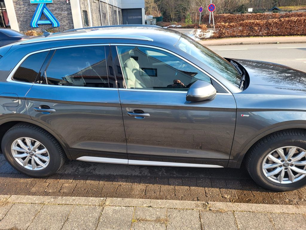 Image of Audi Q5