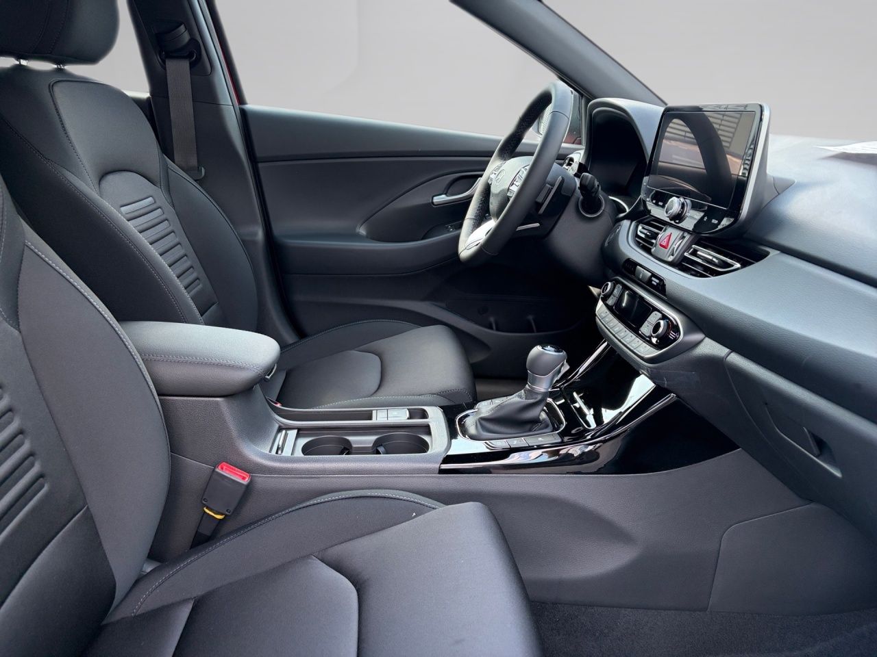 Fahrzeugabbildung Hyundai i30 TREND 2xKlima ACC AUT DynLicht Kam. KeyLess