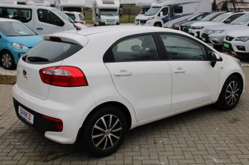 Kia Rio Attract