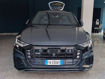 Audi Q8 - 2