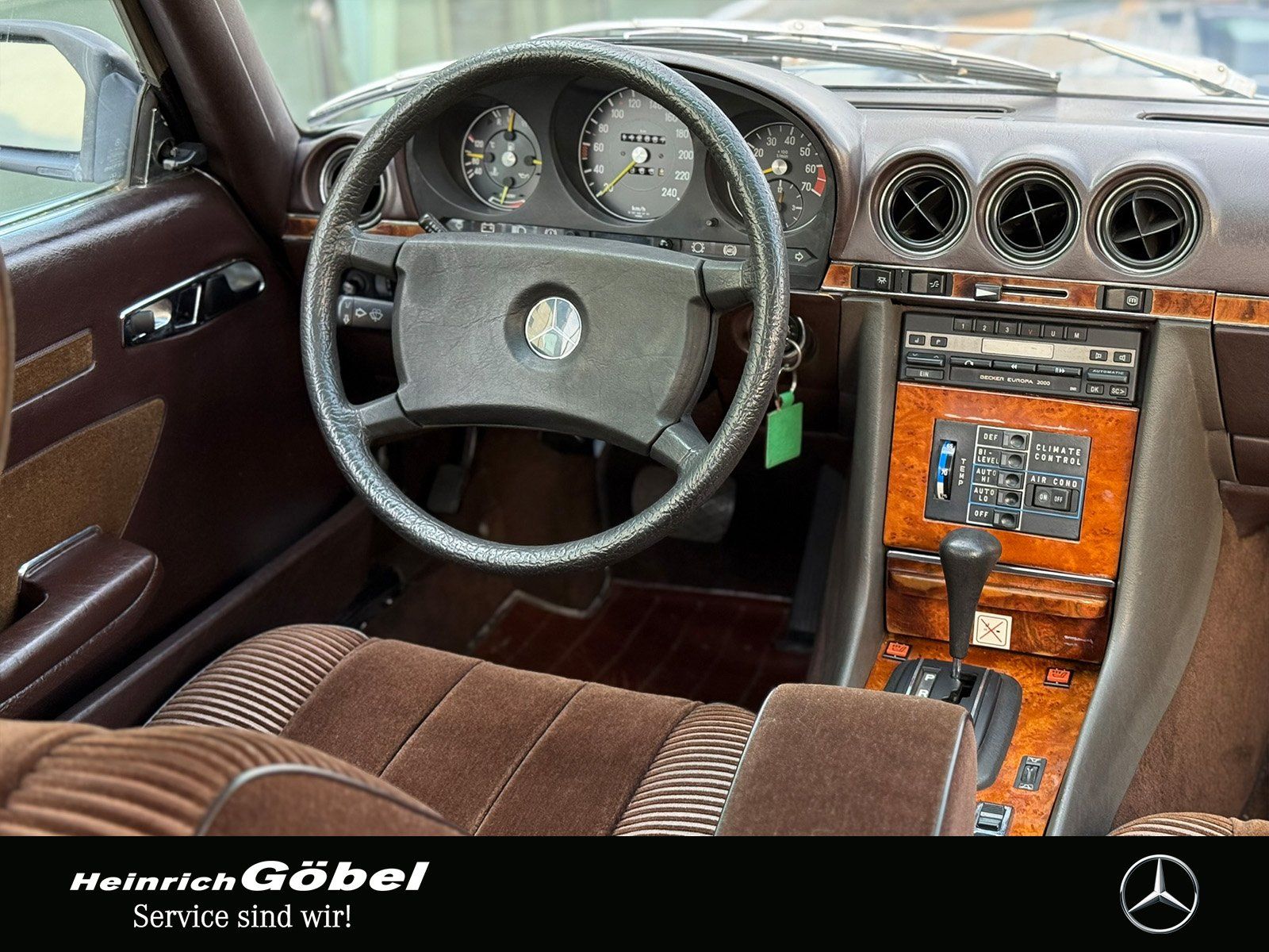 Fahrzeugabbildung Mercedes-Benz 500 SLC *GARANTIE*KLIMAAUTOMATIK*ELEK.SCHIEBEDAC