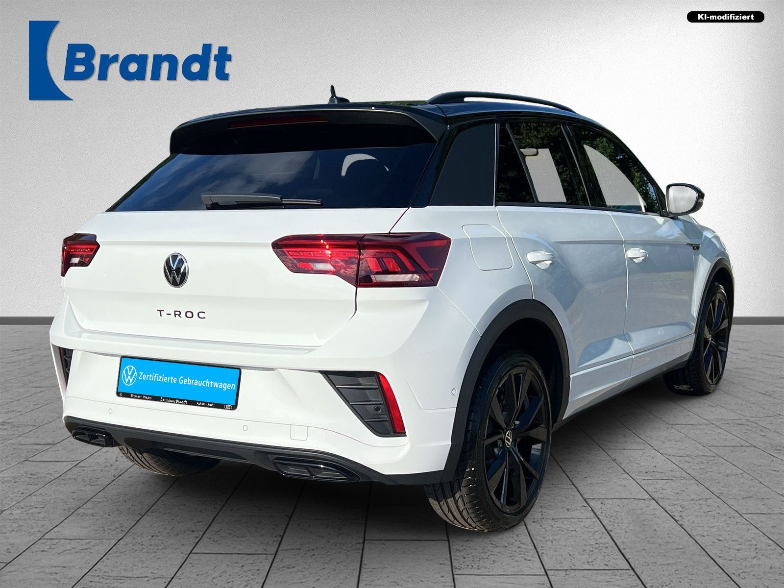 Volkswagen T-Roc 1.5 TSI R-LINE DSG LED KAMERA PANO ACC foto 3