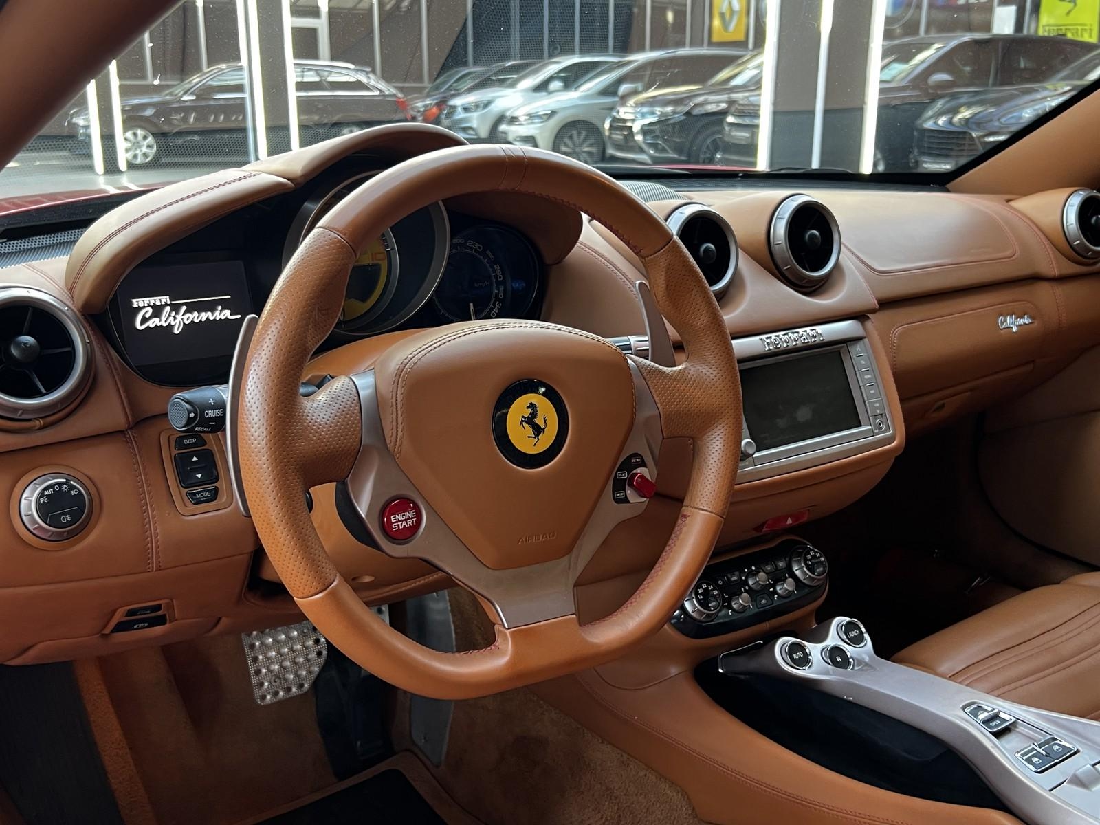 FERRARI CALIFORNIA F1 CAM / GPS / LED / | 489 ch | BVA