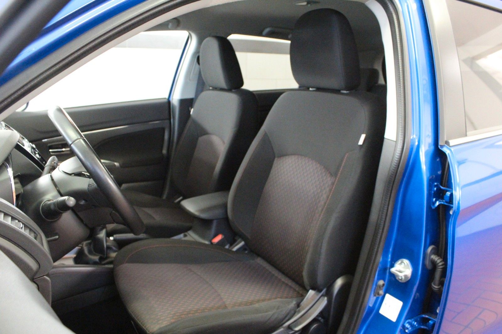 Fahrzeugabbildung Mitsubishi ASX Edition 100+ 2WD *AHK abnehmbar *