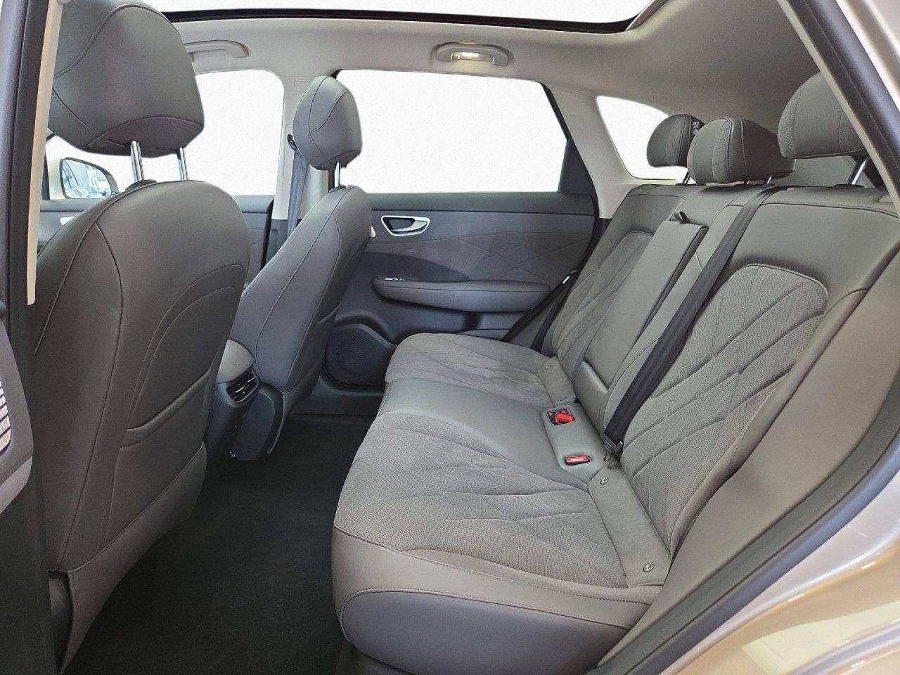 MG S6 EV Luxury AWD Bluetooth LED Klima el. Fenster
