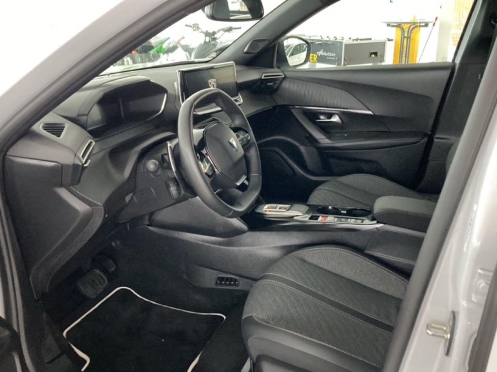 Peugeot 2008 Hybrid Allure AT Shz Navi Kamera PDC v+h