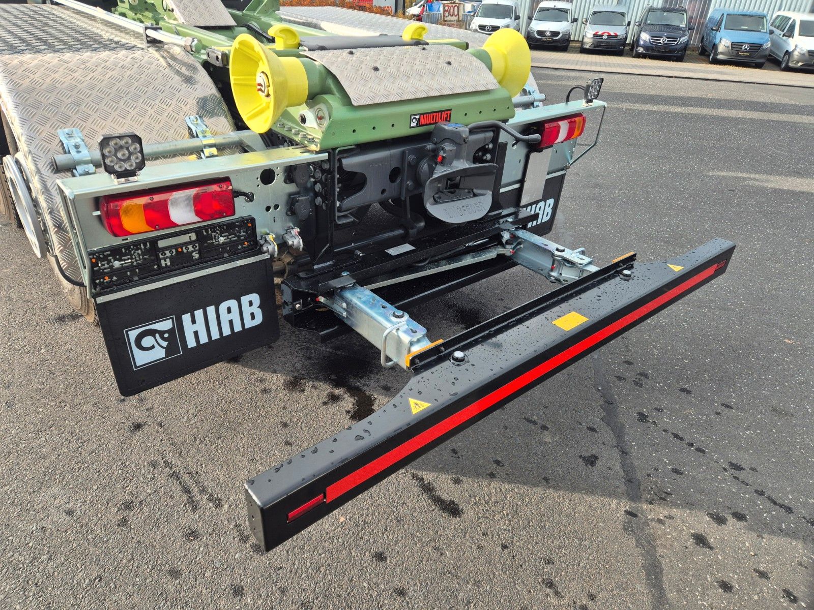 Fahrzeugabbildung Mercedes-Benz Arocs 2551 L 6x2/4-4 HAD HIAB ULT21S56 AHK