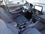 Hyundai i30 1.5 T-GDI 48V DCT Intro Kombi |KAM|NAVI|LED - Hyundai i30 aus 2020