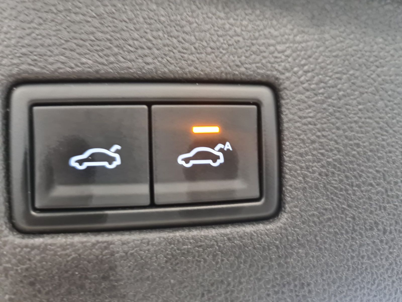 Fahrzeugabbildung Volkswagen Tiguan Allspace Comfortline 4Motion / LED /NAVI/