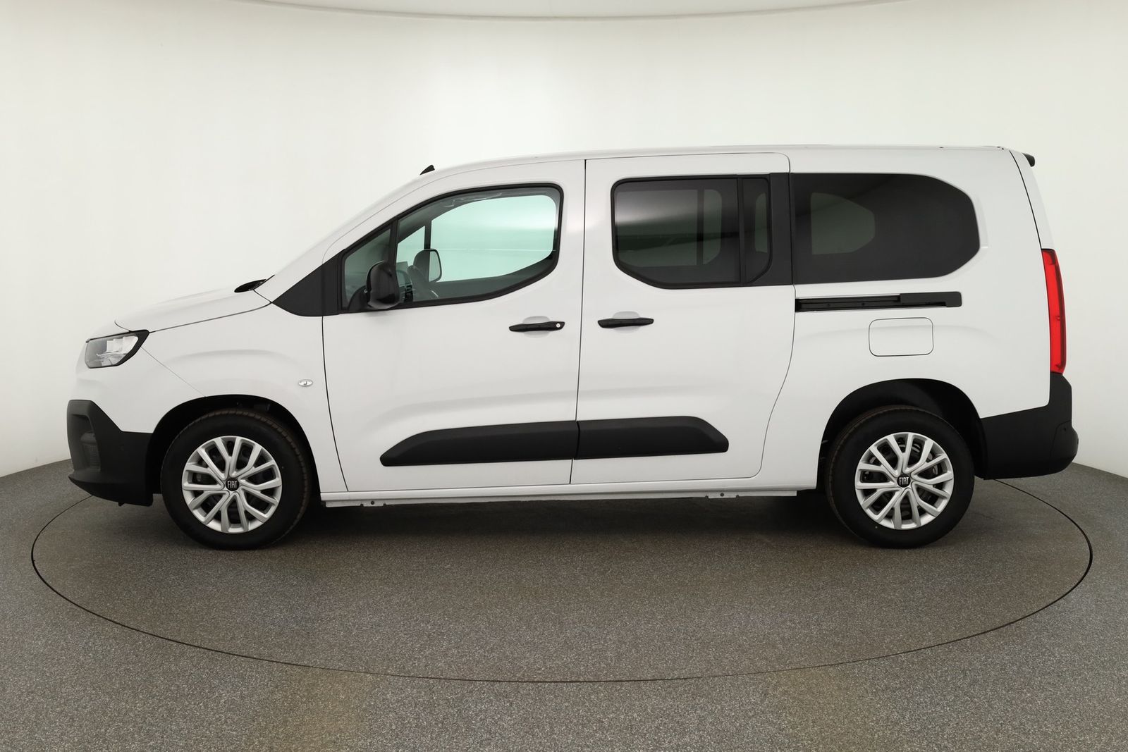 Fiat Doblo Maxi 1.5 BlueHDi Aut. LED Navi 7-Sitzer imagem 2