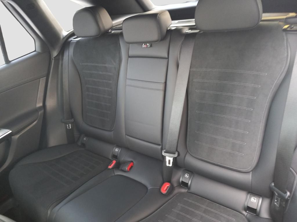 Fahrzeugabbildung Mercedes-Benz GLC 200 4M AMG*NIGHT*DIGITAL*RFK*DAB*TOTWINKEL*