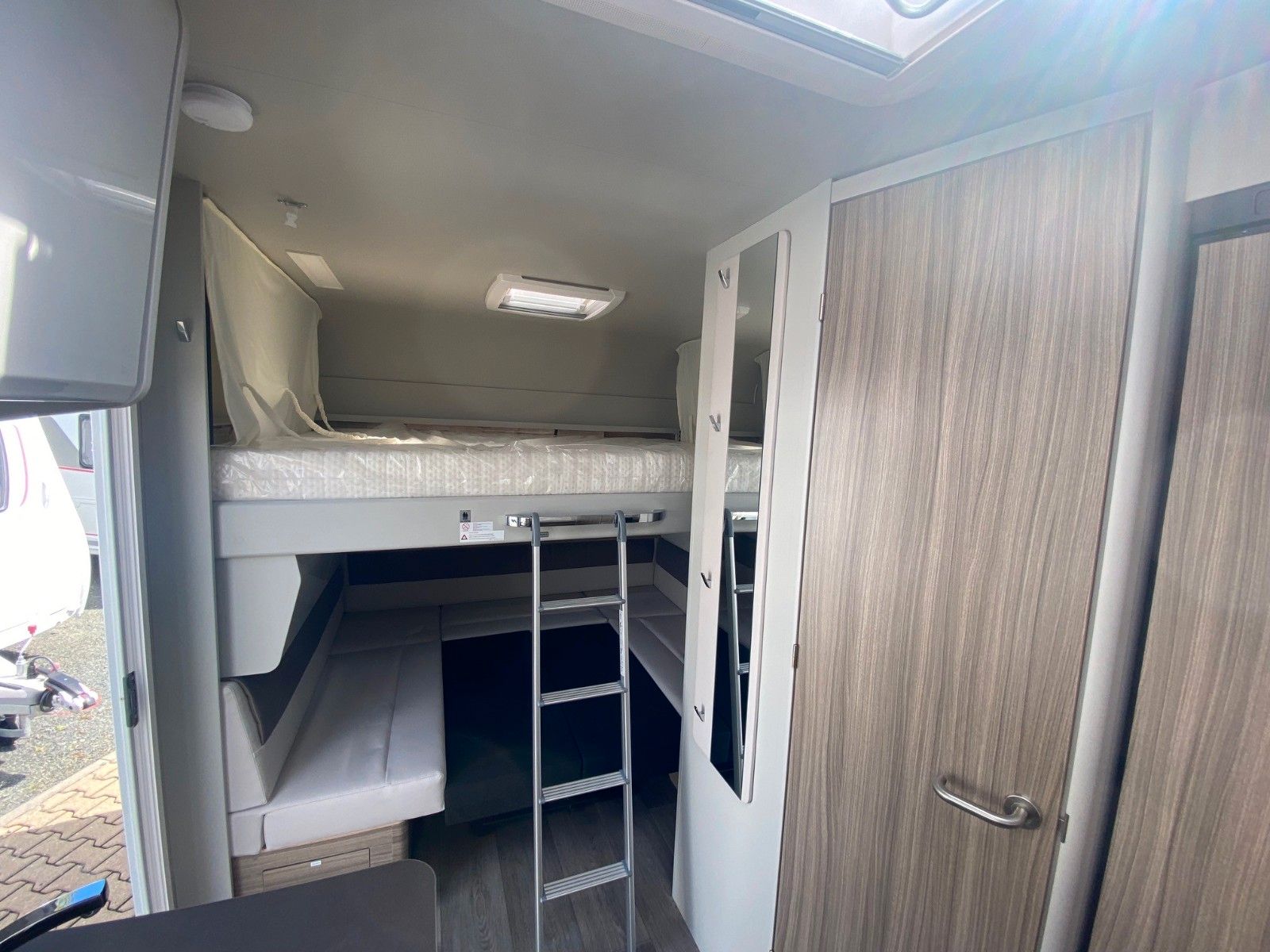 Fahrzeugabbildung Bürstner Averso Plus 520 TL *2.000kg*PlusPaket*Gassteckd.