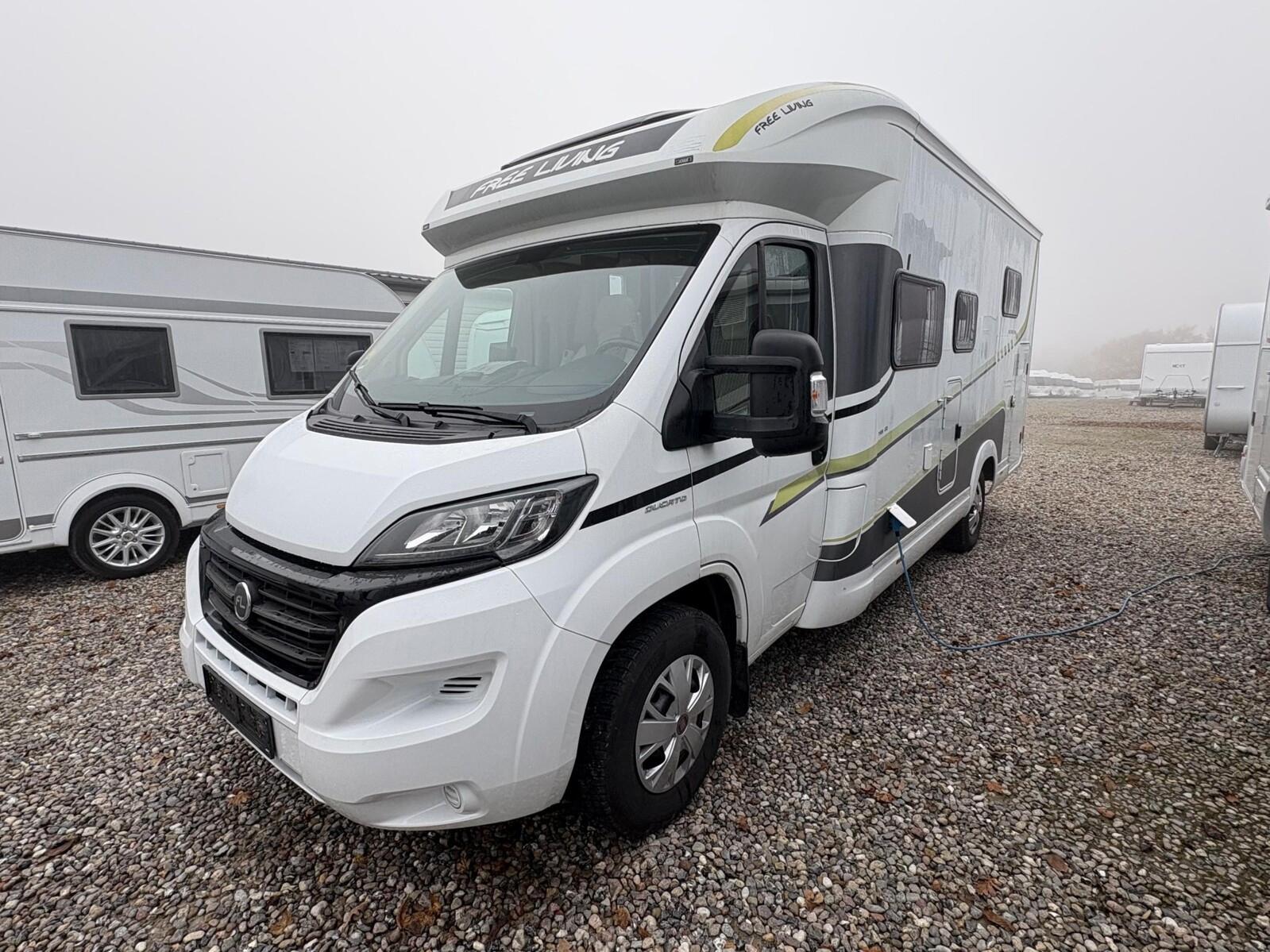 Hobby Optima De Luxe Free Living T65 GQ Markise + TV