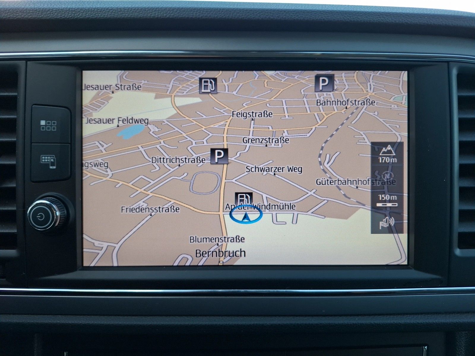 Fahrzeugabbildung SEAT Leon ST TDI Style DSG Navi ACC RFK beats SHZ