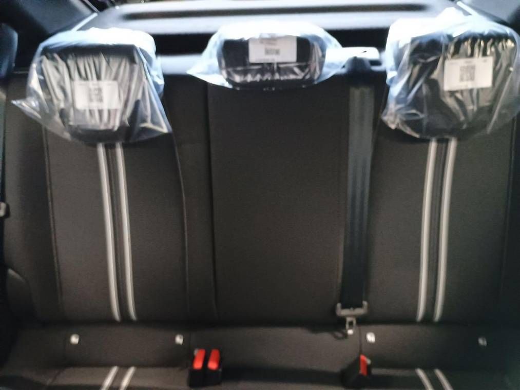 Fahrzeugabbildung Opel Corsa GS Hybrid (eDCT)