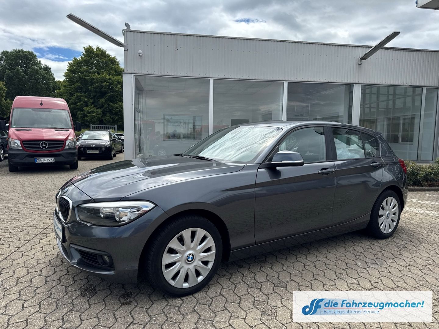 Fahrzeugabbildung BMW 116 d Advantage Navi ACC Mehrzonenklima Fahrerpr