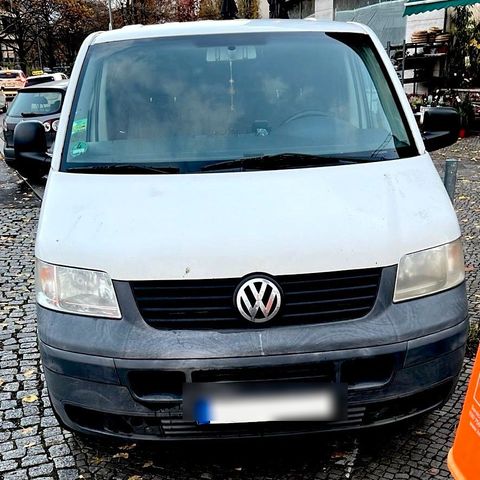 Volkswagen VW T5 Transporter BJ 2004 Kastenwagen Priv...