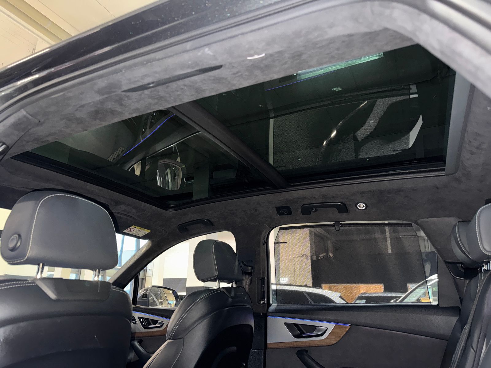 Fahrzeugabbildung Audi Q7 3.0 TDI QUATTRO 3X S-LINE VOLLAUSTATTUNG 21´