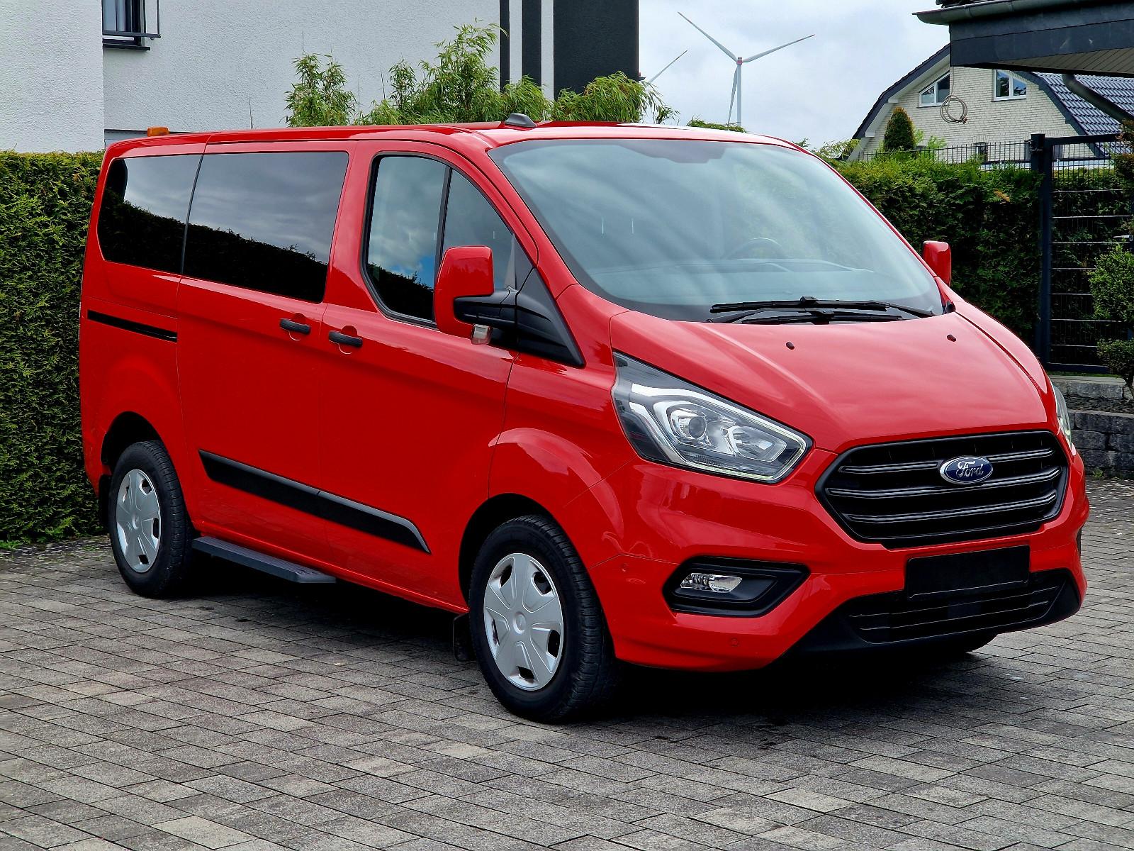Ford Transit Custom Kombi 320 L1 (9-Sitzer, 2x Klima)
