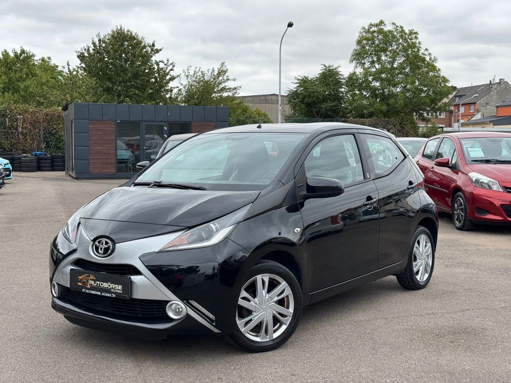 Image of Toyota Aygo (X)