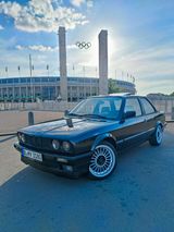 BMW 318is no 325i - BMW 318 aus 1990: 318i
