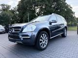Mercedes-Benz GL 350 CDI 4MATIC BlueEFFICIENCY - - graue Mercedes-Benz GL 350