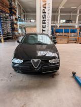 Alfa Romeo Alfa 156  2.5-Liter-V6-24V- Motor läuft an... - Alfa Romeo 156 mit Benzin-Antrieb: Automatik