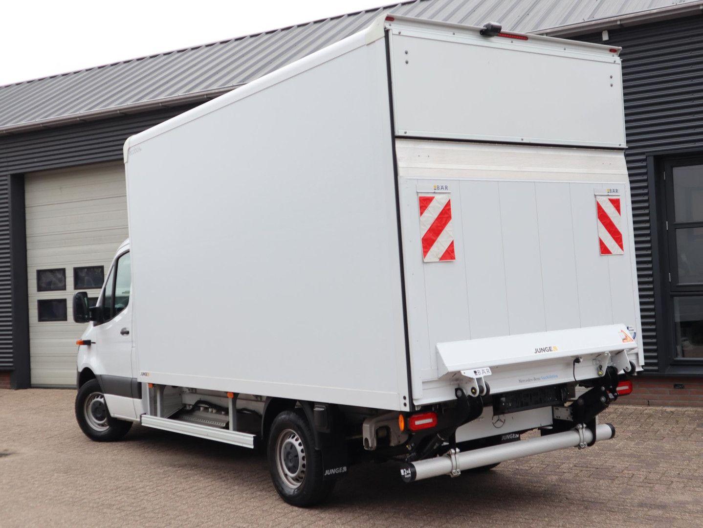 Mercedes-Benz eSprinter 420 81kWh Select Bakwagen - Laadklep