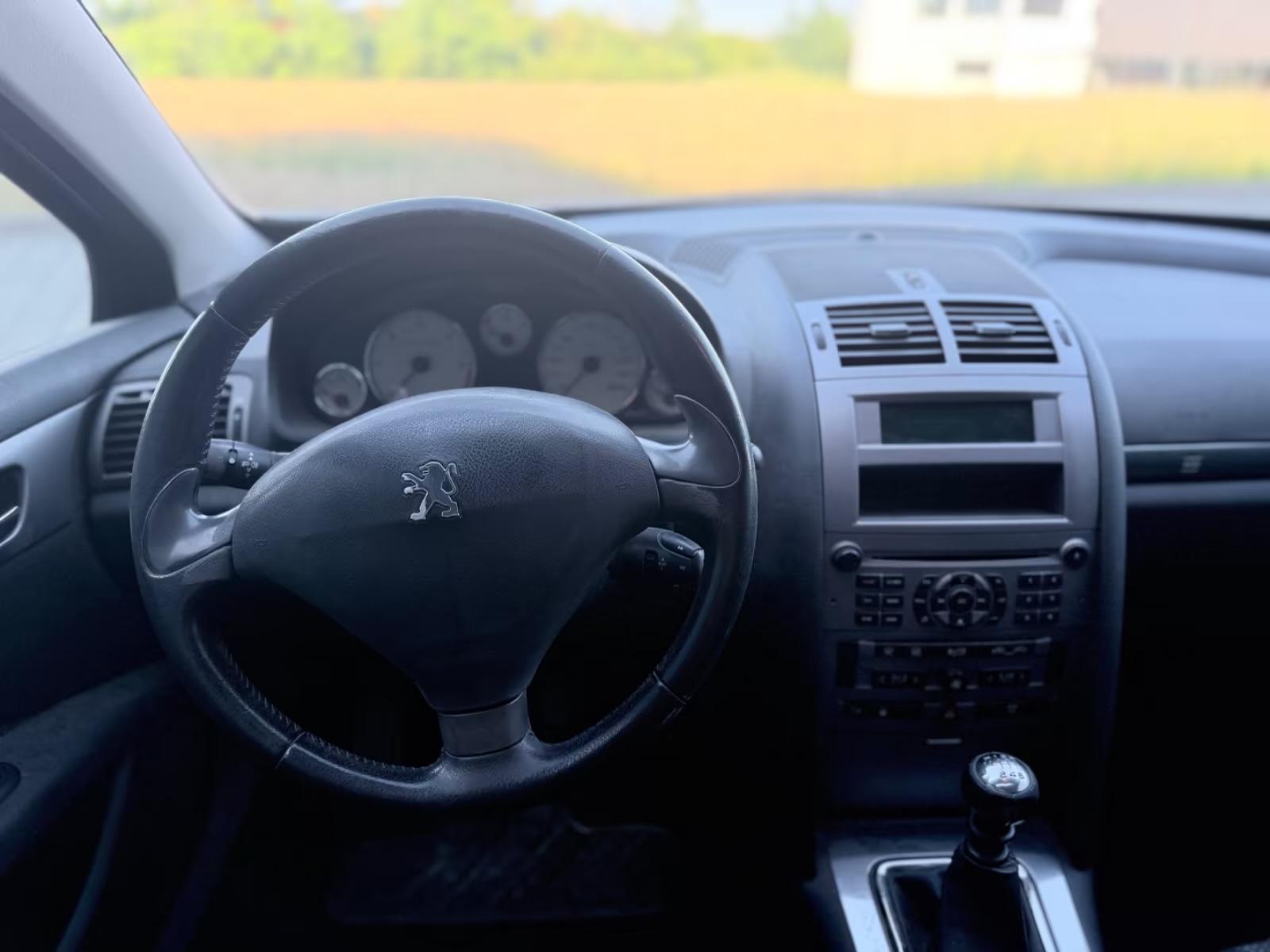 Peugeot 407 2004 — photo 11