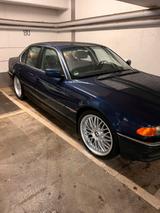 BMW E38 735i  V8  Leder  Navi  PDC  B... - BMW 735 aus 1999: 735i