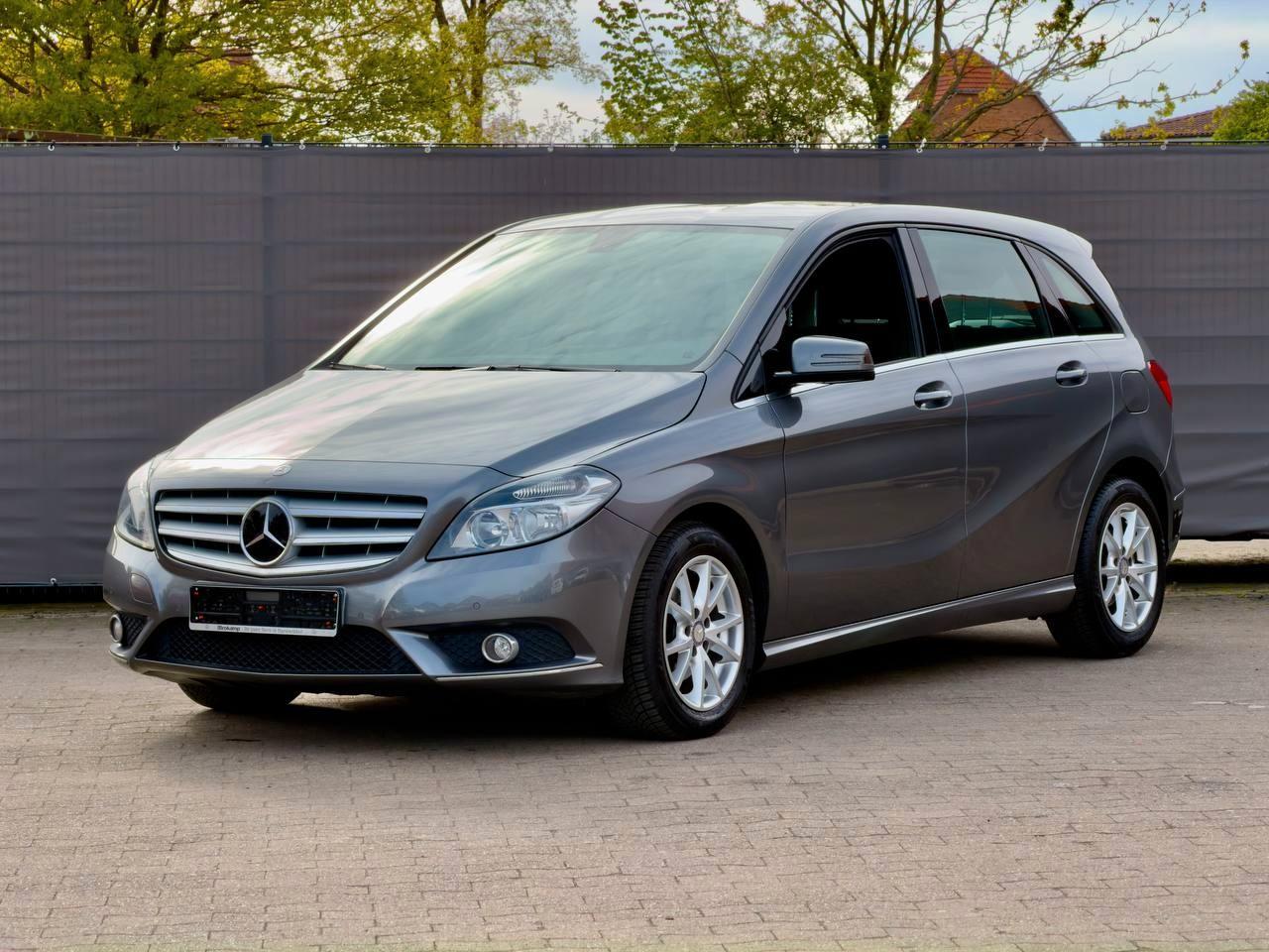 Mercedes-Benz B 180/STH/PDC/BT/TÜV