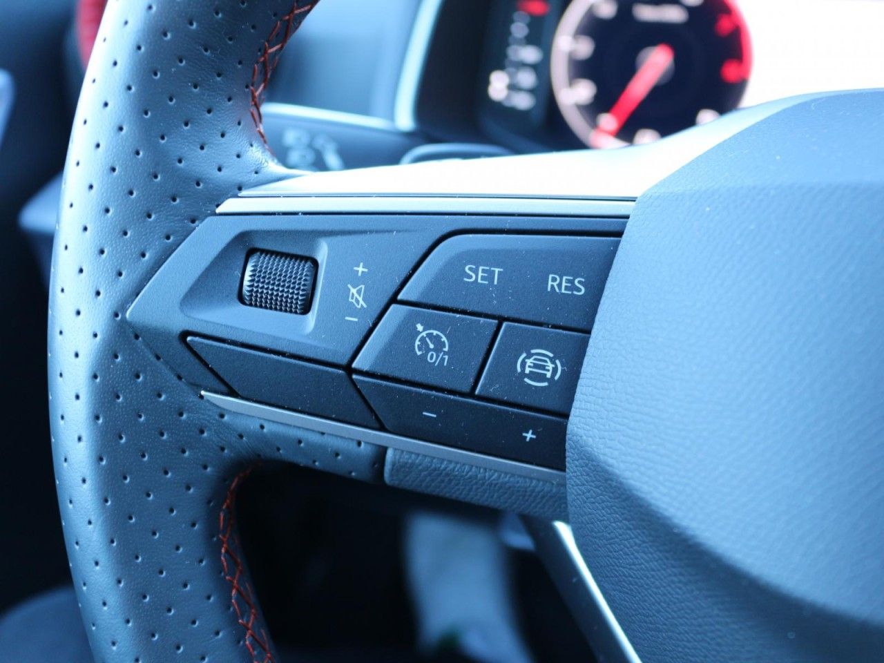 Fahrzeugabbildung SEAT Ibiza FR 1.0 TSI DSG