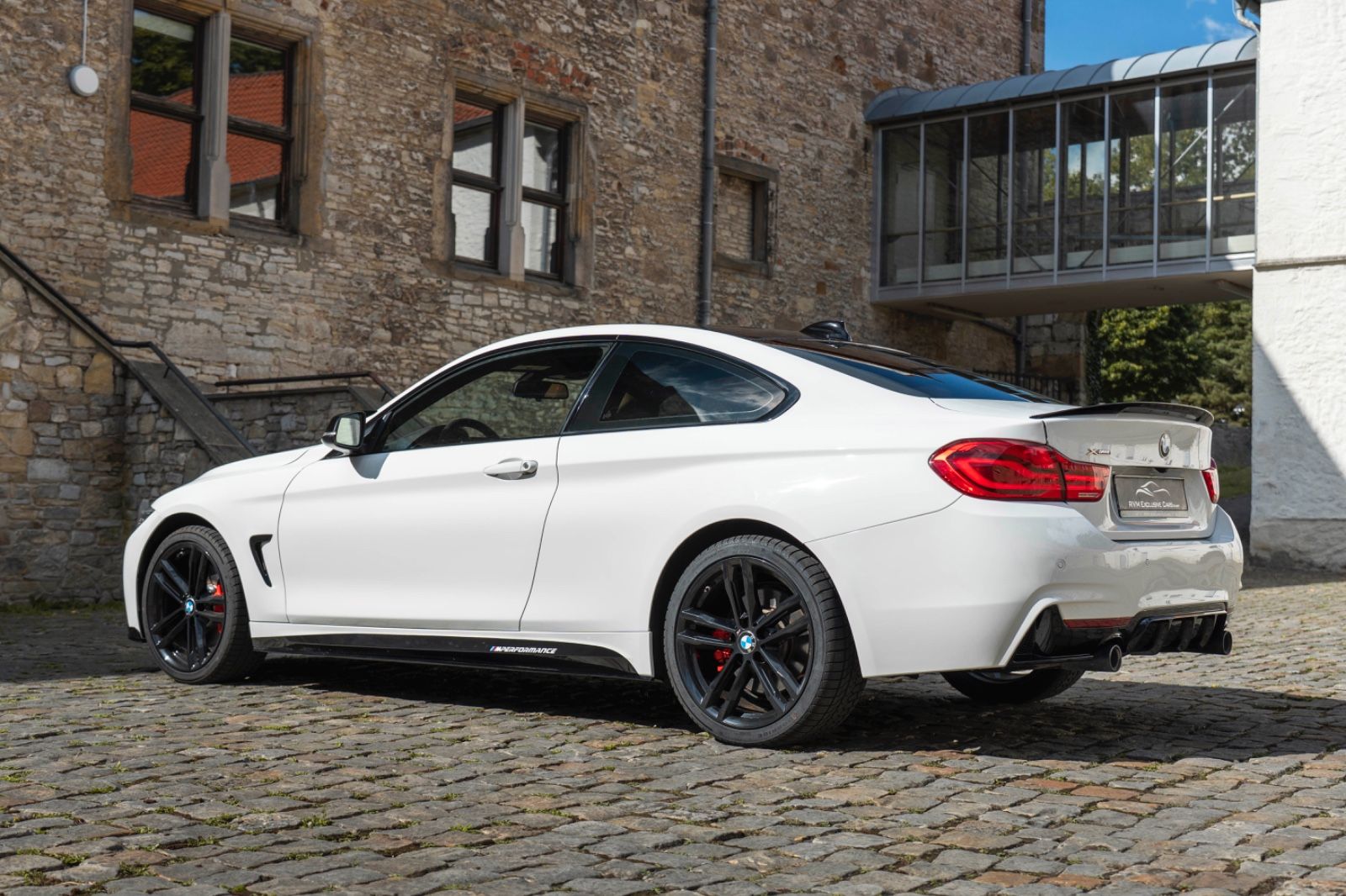 Fahrzeugabbildung BMW 440iX M-Performance H&K HUD LED KAM PDC TOTW