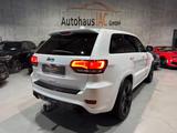 Jeep Grand Cherokee 6.4 V8 HEMI SRT/PANO/AHK/SITZBELÜ - gebrauchte Jeep Grand Cherokee aus dem Jahr 2017