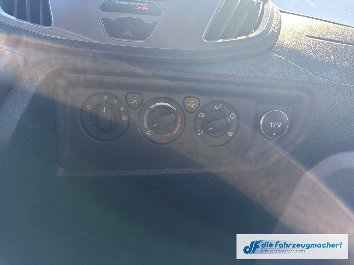 Fahrzeugabbildung Ford Transit Kombi 350 L3 Trend 2.2 TDCi DPF *7155 *K