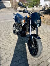 KTM LC4 640 Duke 2 - KTM 2002 640 LC4