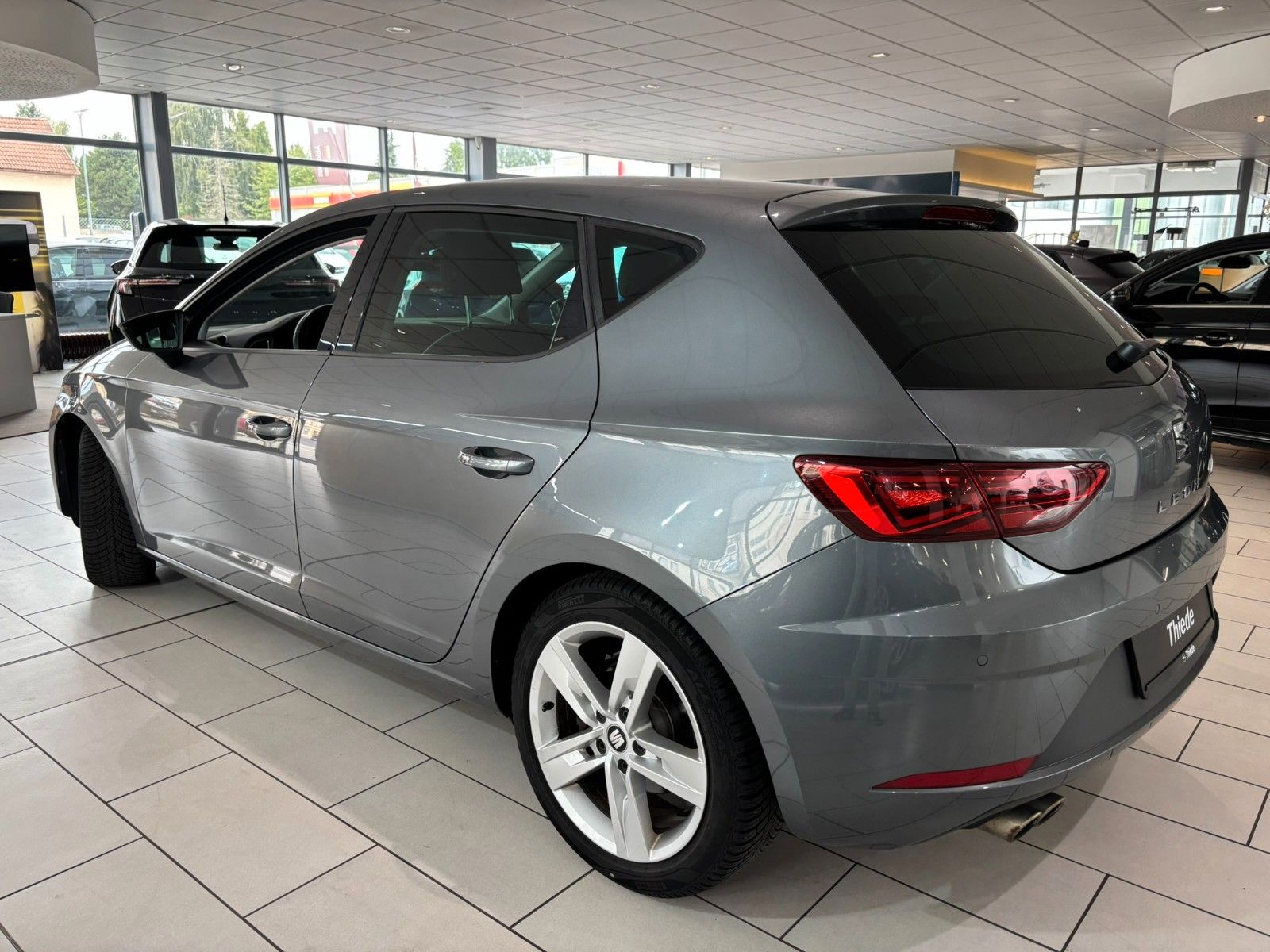 Fahrzeugabbildung SEAT Leon FR 2.0TDI DSG/ACC/SHZ/ALLWETTER