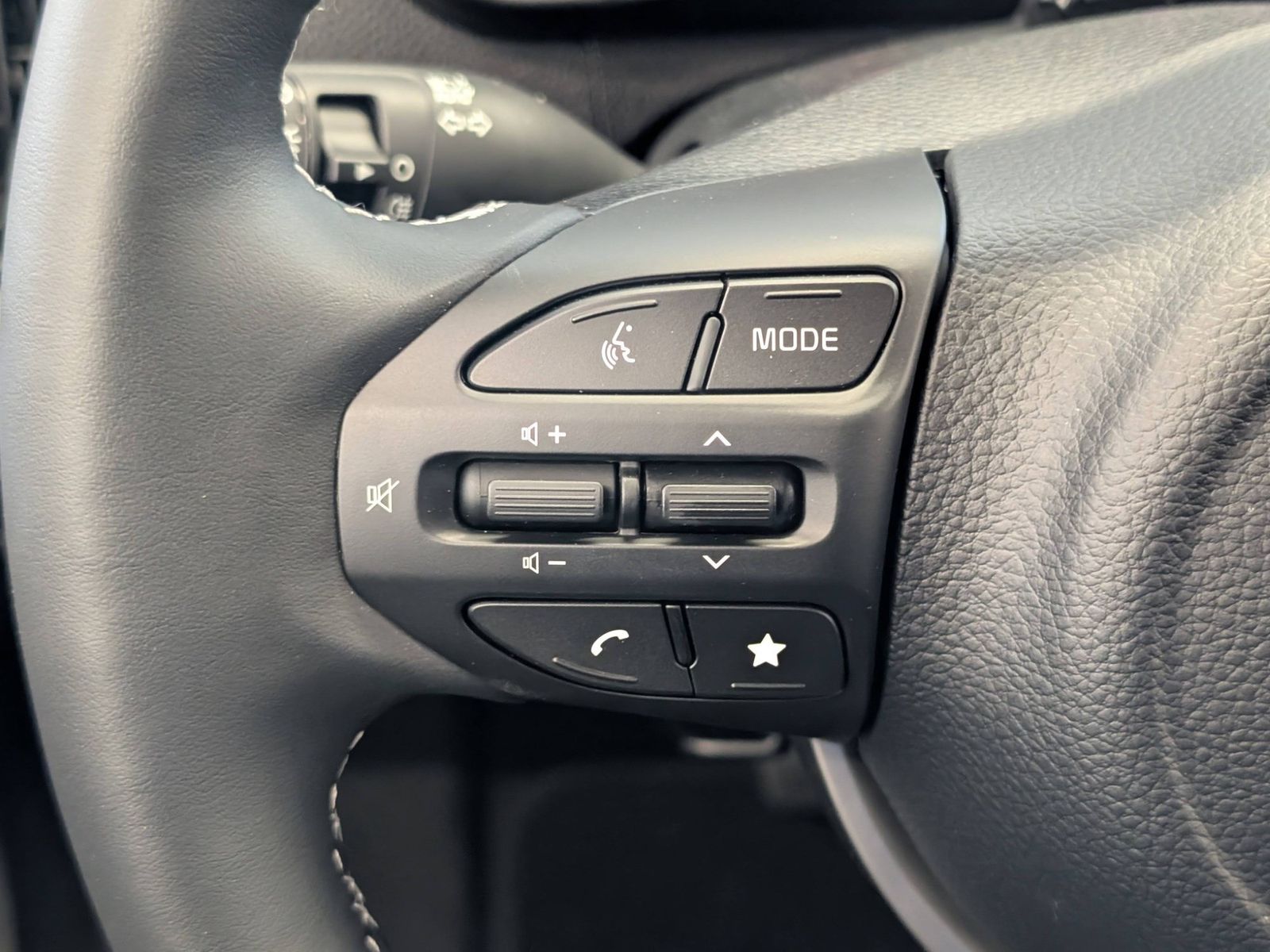 KIA Picanto 1.0 GDI AMT Vision Kamera Navi Klima – Bild 28